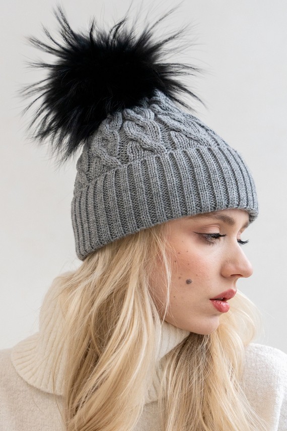  WOOL BEANIE HAT WITH GENUINE RACCOON FUR POM POM