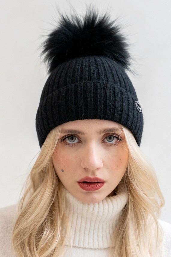  WOOL BEANIE HAT WITH GENUINE RACCOON FUR POM POM