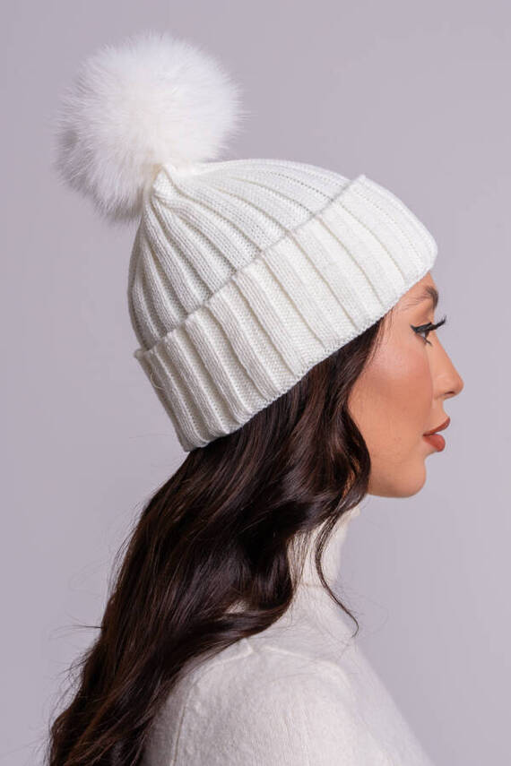  WOOL BEANIE HAT WITH GENUINE RACCOON FUR POM POM