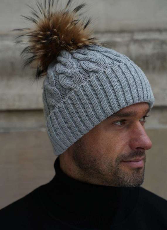 BLACK ALPACA WOOL HAT WITH GENUINE RACCOON FUR POM POM 