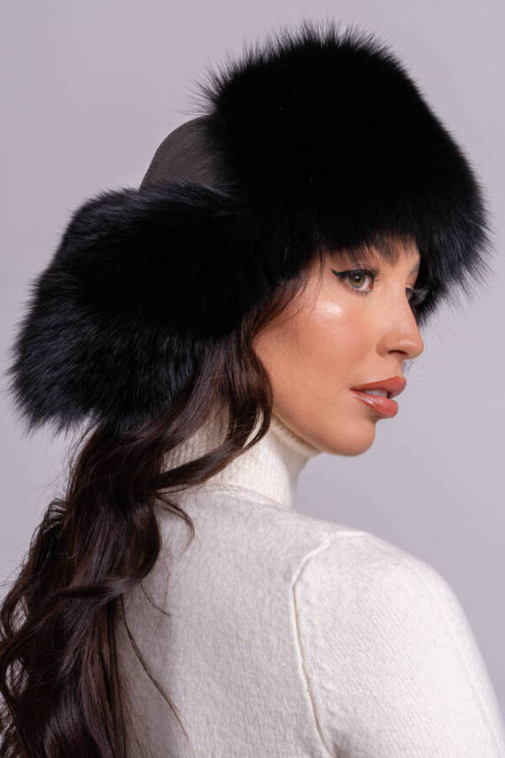 Womens Fur Trapper Hat in Black