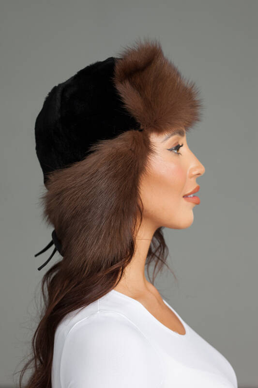 Womens Fur Trapper Hat in Black