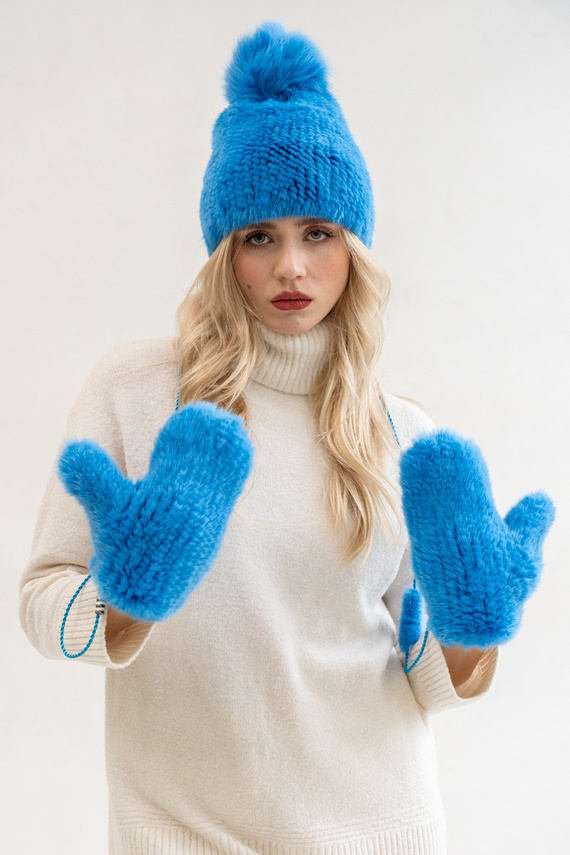 Blue mink fur gloves