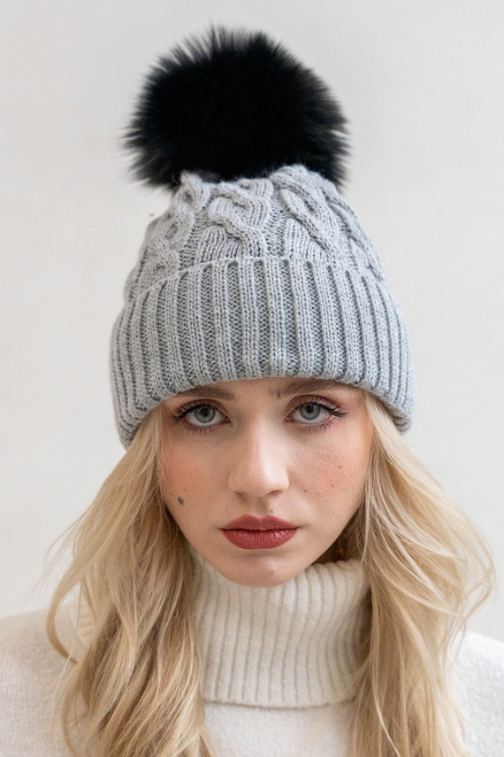  WOOL BEANIE HAT WITH GENUINE RACCOON FUR POM POM