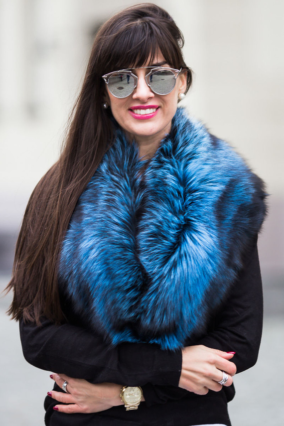 Large Detachable Silver Fox Fur Collar dyed in Blue 