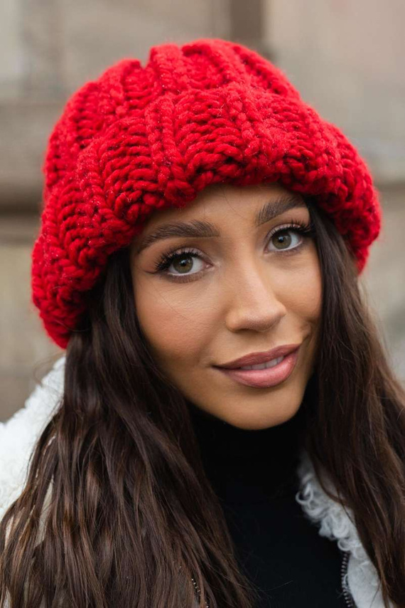 HANDMADE ALPACA AND VIRGIN WOOL BEANIE HAT WITH GENUINE FOX FUR POM POM