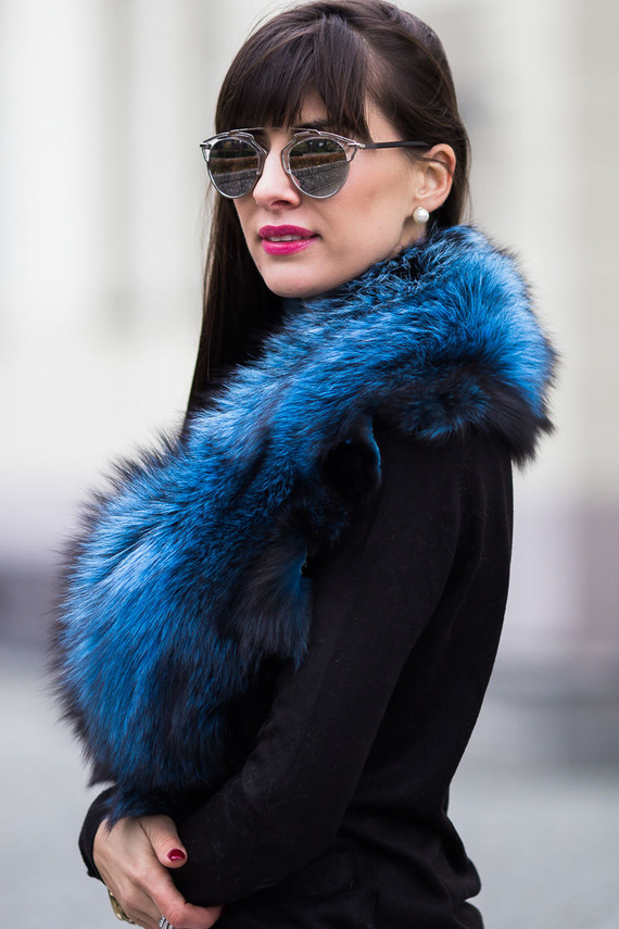 Large Detachable Silver Fox Fur Collar dyed in Blue 