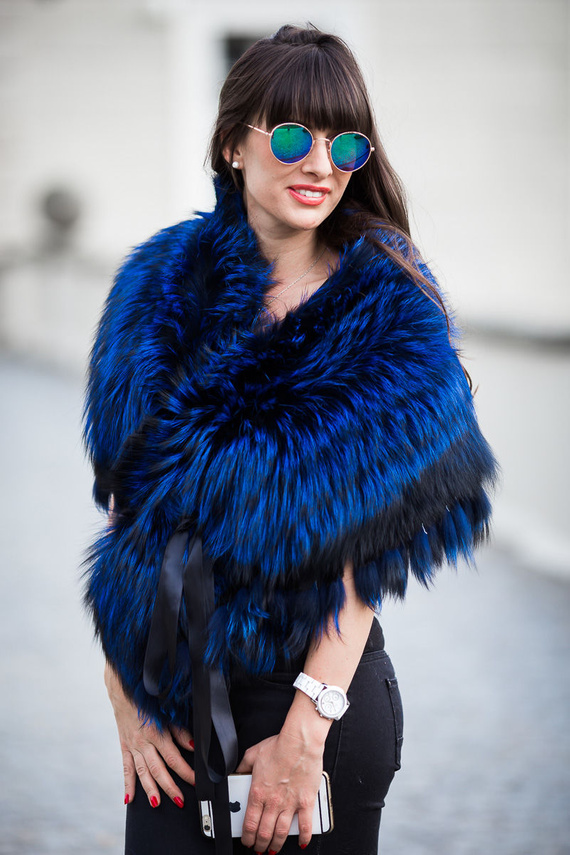 Woman’s Genuine Chinchilla Fur Stole