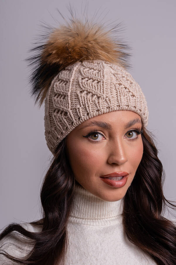  WOOL BEANIE HAT WITH GENUINE RACCOON FUR POM POM