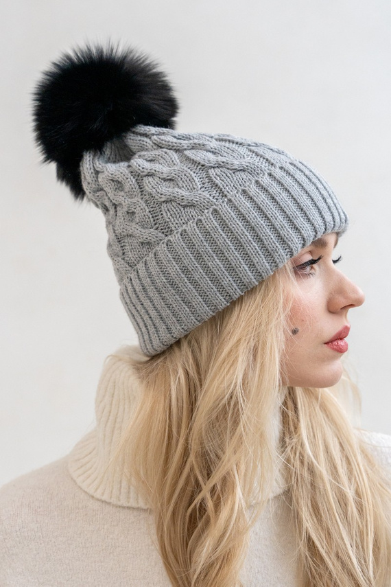  WOOL BEANIE HAT WITH GENUINE RACCOON FUR POM POM